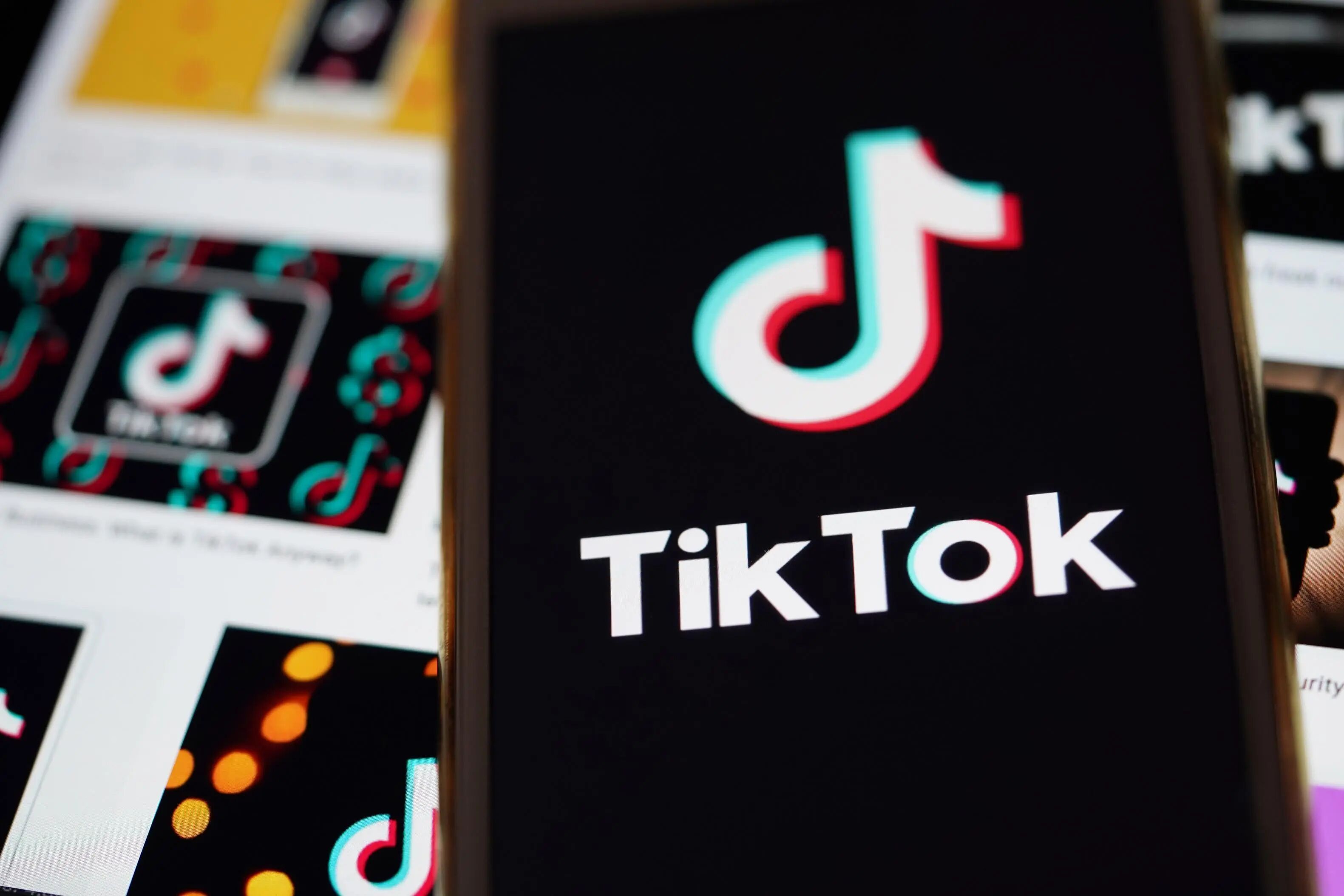 TK观察年度盘点:2025TikTok十大事件
