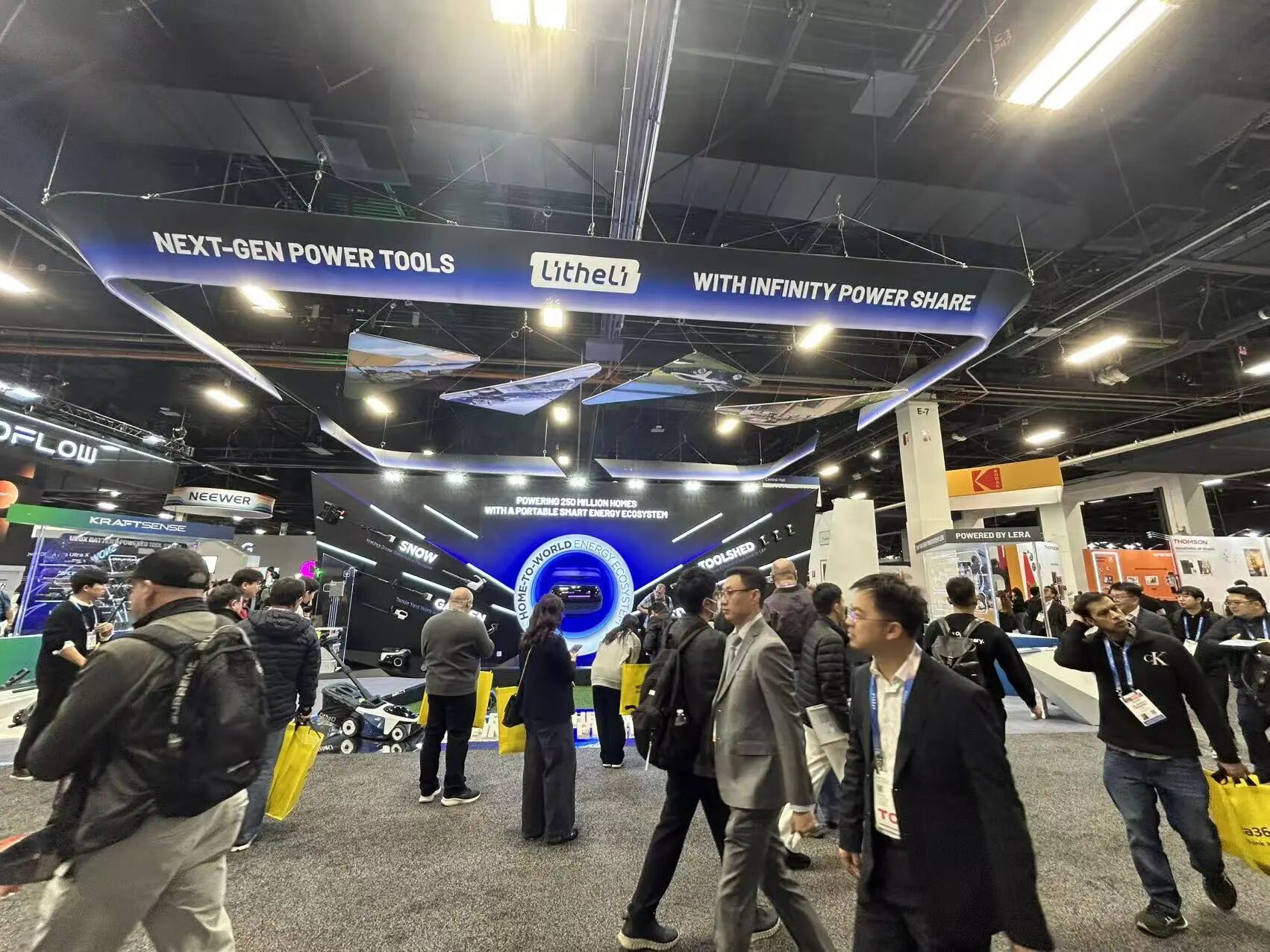CES2026:追觅、MOVA、石头、科沃斯、云鲸、九号、星迈、魔法原子、星空计划等中国科技军团闪耀全球!