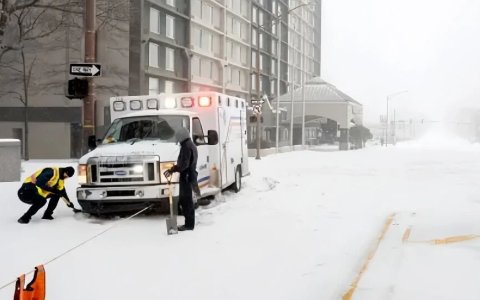 美国多港口因暴风雪暂停运营！TikTok紧急调整履约规则