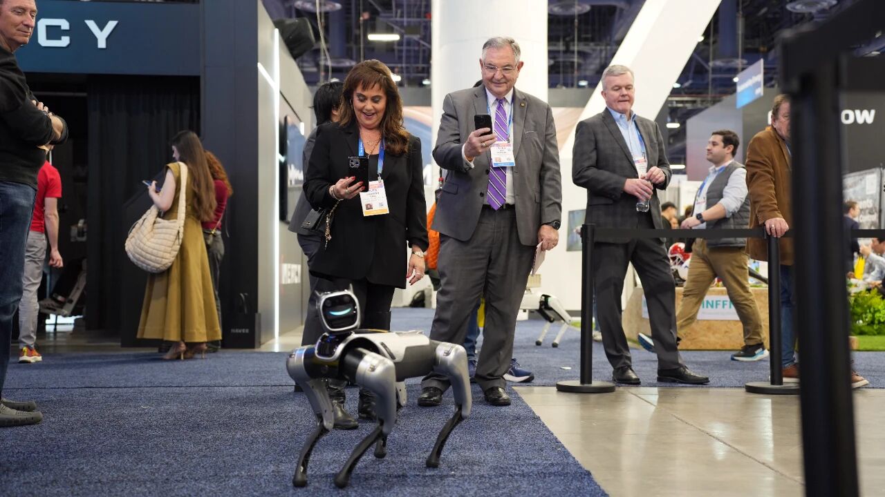 CES2026:追觅、MOVA、石头、科沃斯、云鲸、九号、星迈、魔法原子、星空计划等中国科技军团闪耀全球!