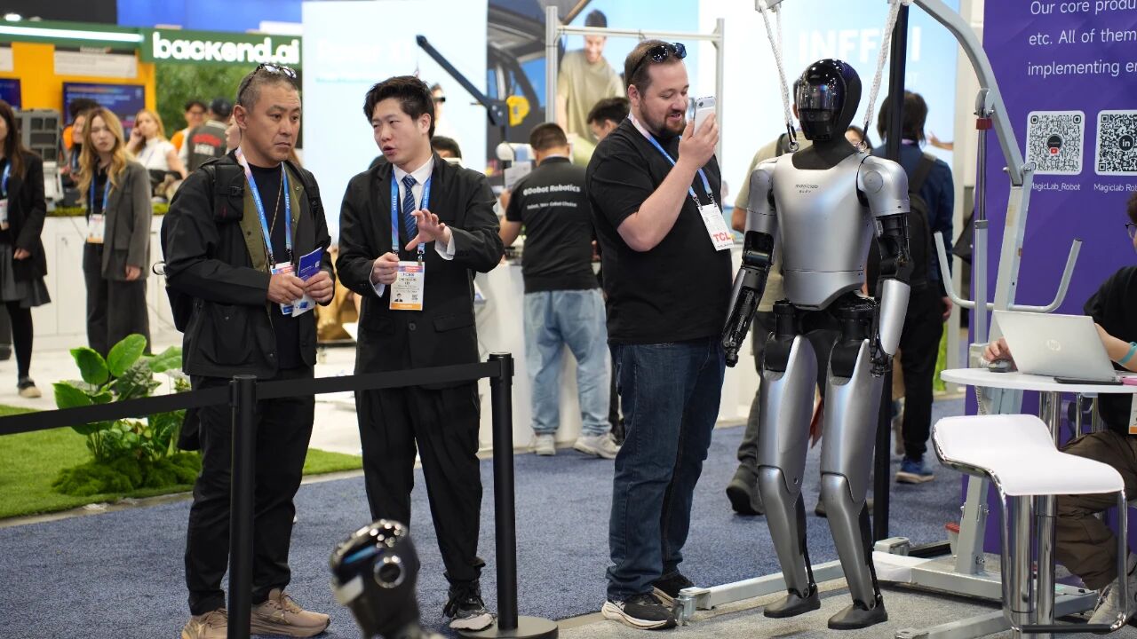 CES2026:追觅、MOVA、石头、科沃斯、云鲸、九号、星迈、魔法原子、星空计划等中国科技军团闪耀全球!