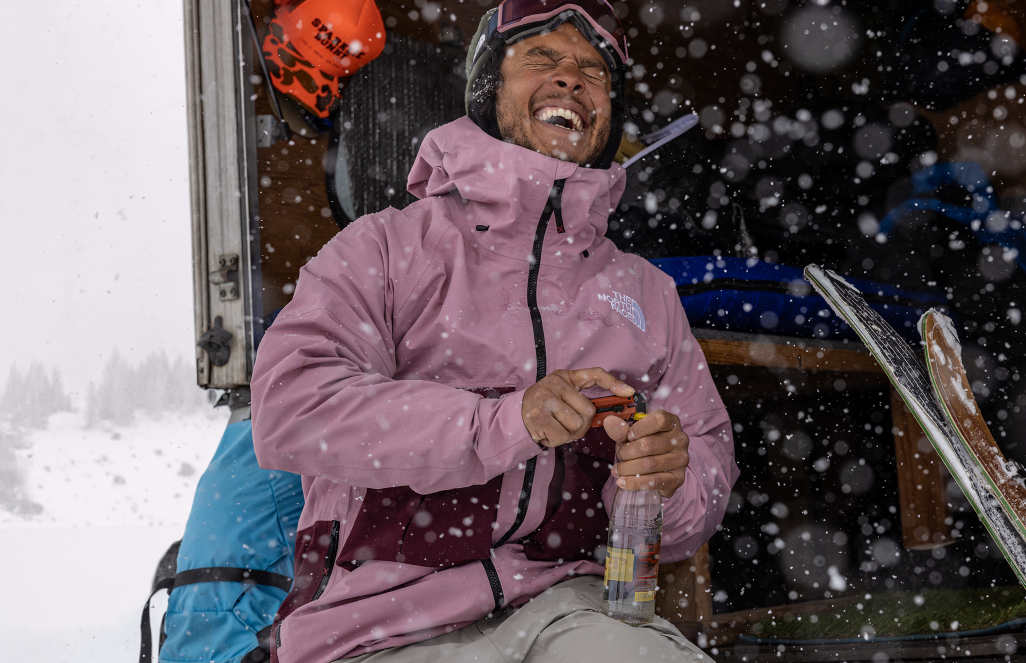 靠内容营销年入1.3亿美金！户外刀卖遍全球