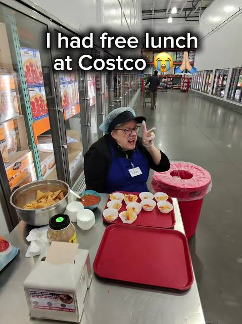 美国人在超市里抢金条:Costco的消费者心智到底有多强