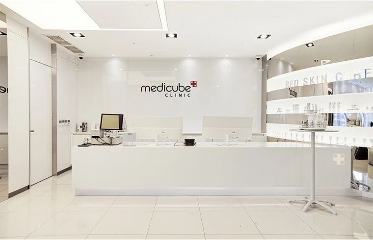 K-Beauty拆解 | Medicube如何凭红人增长体系拿下美国功效护肤市场