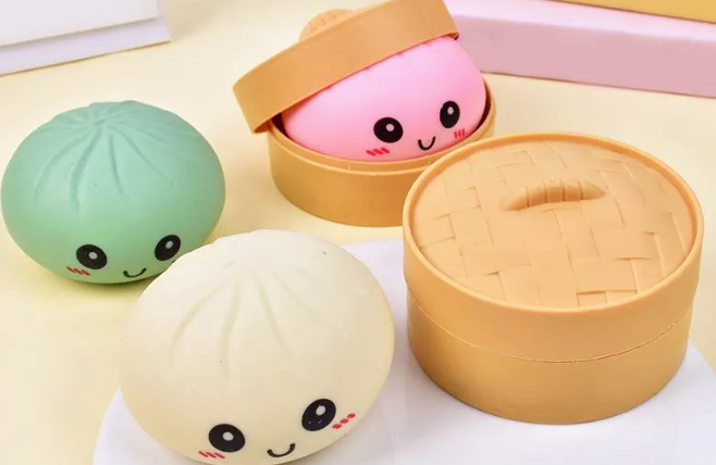 辞去幼师工作,拉上老爸搞3D打印,这对父女靠解压玩具年入42.8万美元