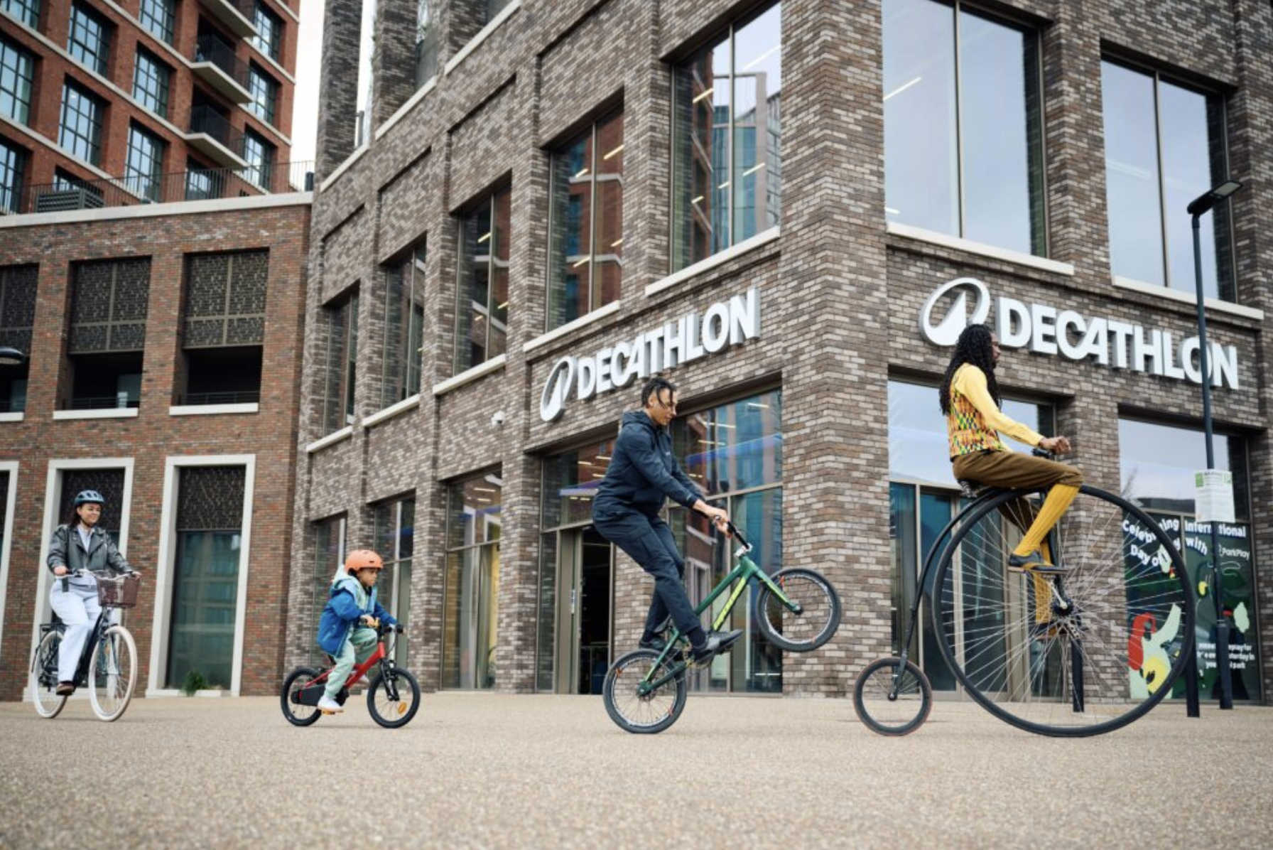 快讯 | Eurobike举办改为“两年一届”;迪卡侬入股Brompton;Rad Life Mobility 收购 QuietKat